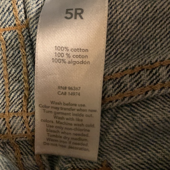 Oshkosh size 5R straight blue jeans. Waist size adjustable. Good condition. - Picture 13 of 14